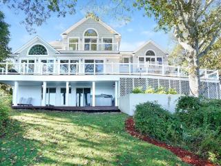 Amazing Cottage Rental with Private Pool and Breathtaking Views of Shinnecock Bay, New York - Newtown - 8