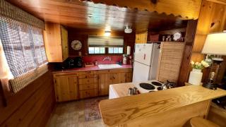 Spectacular Cabin with Nice River Views in Castella, California - Dunsmuir - 6