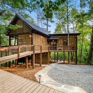 Enormous Cabin Luxury Interior and Game Room in Cherry Log, Georgia - 0