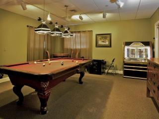 Spacious Vacation Rental for Groups or Events with Sauna and Hot Tub in Athol, Idaho - Athol - 5