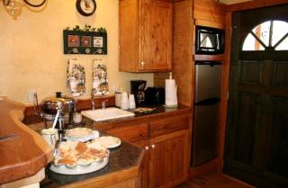 Sweet Cabin Rental for Family-Friendly Getaway near New Braunfels, Texas - 6