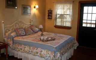 Sweet Cabin Rental for Family-Friendly Getaway near New Braunfels, Texas - Buda - 5