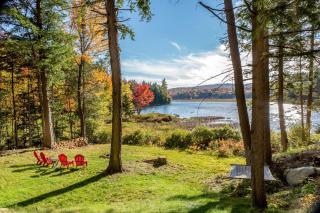 Stay in this cozy cabin rental in Piseco Lake, New York! - - 5