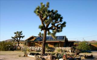 Secluded Cottage with Impressive Views on 20-Acre Retreat in Joshua Tree, California - 0