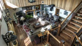 Luxury Group Cabin for Secluded Mountain Getaway in Blue Ridge, Georgia - Epworth - 8