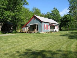 Pet-Friendly Cabin Rental for Family Getaway in Lexington, Virginia - Lexington - 0