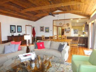 Secluded Cabin Nestled in the Woodlands of Meadows of Dan, Virginia - Meadows of Dan - 7