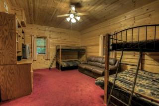Breathtaking Smoky Mountains Cabin with Hot Tub in Maggie Valley, North Carolina - Maggie Valley - 2