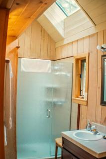 Fabulous Luminous Cottages Fully Equipped Perfect for Couples in Oregon - Idleyld Park - 4