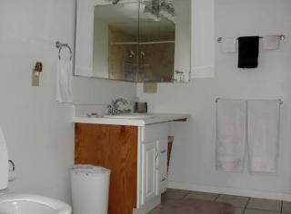 Cozy Family Farmhouse Vacation Rental with Hot Tub near Athens, Ohio - 2