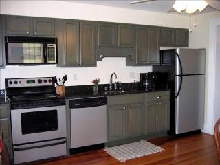 Lovely Cottage on Farm near Shenandoah National Park, Virginia - 8