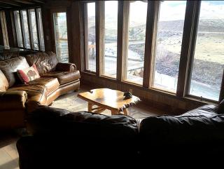 Gorgeous Vacation Rental on the Yellowstone River in Gardiner, Montana - Gardiner - 8