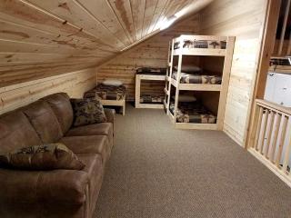 Barn-Style Vacation Rental with Mountain Views in Thayne, Wyoming - Thayne - 8