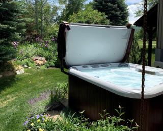 Spectacular Family Vacation Home with Fishing Pond Near Aspen, Colorado - 8