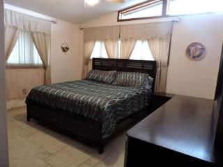 Waterside Cottage Accommodation with Private Swimming Pool in Islamorada, Florida - Islamorada - 4
