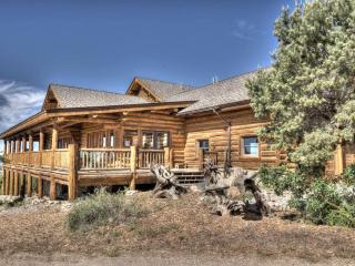 Spacious Log Cabin Rental Perfect for Large Groups in Durango, Colorado - 0