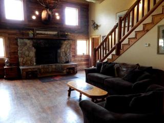 Historic Alpine Lodge Rental near Jackson Hole, Wyoming - - 4