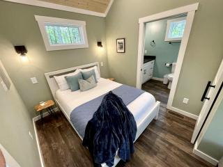 Fully Stocked Cabin Nestled Among the Trees in Tennessee - Monteagle - 7