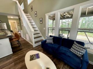 Fully Stocked Cabin Nestled Among the Trees in Tennessee - Monteagle - 5