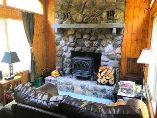 Dog-Friendly Chalet Rental near Whiteface Mountain and Lake Placid, New York - Jay - 0