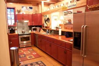 Gorgeous Green Mountains Vacation Rental with a Pool in Manchester, Vermont - Manchester Center - 6