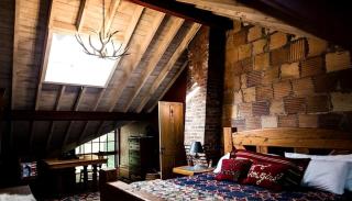 Gorgeous Green Mountains Vacation Rental with a Pool in Manchester, Vermont - Manchester Center - 3