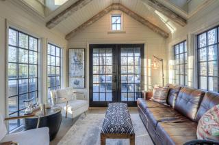 Magical Tiny Cottage with Lovely Outdoor Living in Tennessee - Tracy City - 0