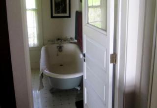 Lovely Cottage on Farm by Mississippi River near Rochester, Minnesota - Winona - 1
