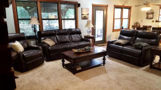 Cozy and Tranquil Bed and Breakfast with Wood-Burning Fireplace in Harrisonville, Missouri - Harrisonville - 4