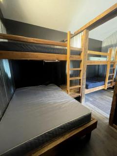 Equipped Cabin Surrounded by Nature in Indiana - Nashville - 2