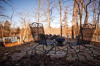 Wonderful Lakefront Cabin with Hot-tub in Carbondale, Illinois - Carbondale - 8