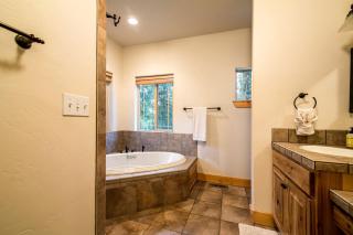 Family-Friendly Cabin Rental near Hamilton, Montana - Hamilton - 2