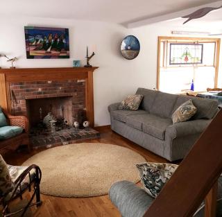 Charming Cottage Rental for Six near National Seashore Beaches in Cape Cod - Eastham - 0