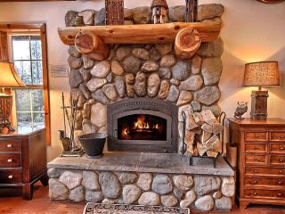 Gorgeous Vacation Rental with Hot Tub near Yosemite National Park, California - Mariposa - 5