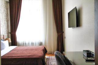Pilot Boutique Hotel - Bakoe - 8