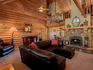 Exceptionally Spacious Log Cabin for Groups in Mariposa, California - Mariposa - 3