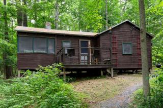 Luxury Camping Cabin with Fireplace near Hanover, New Hampshire - 8
