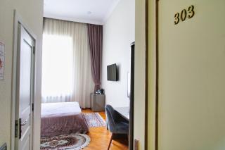 Pilot Boutique Hotel - Bakoe - 4