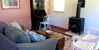 Cozy Cabin Rental Ideal for Couples in La Madera Close to Los Alamos, New Mexico - - 7