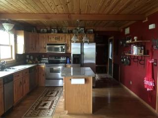 Rustic Accommodation with Breakfast near Shoshone National Forest, Wyoming - Meeteetse - 9
