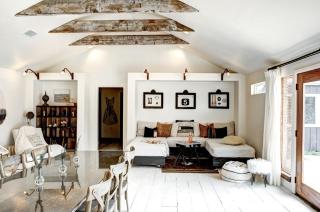 Modern Luxury Rental with Bohemian Decor near Antique Show in Round Top, Texas - Round Top - 3