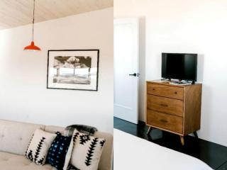 Incredible Pet-Friendly Vacation Rental with Sublime Views near Taos Ski Valley, New Mexico - El Prado - 4