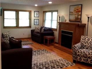 Comfortable Cabin Rental Perfect for an Outdoor Adventure near Elkins, West Virginia - Elkins - 8