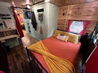 Incredible Remodeled Caboose, Pet-Friendly and Central to Outdoor Activities for an Amazing Famiily Getaway in Sandpoint, Idaho - Sandpoint - 7
