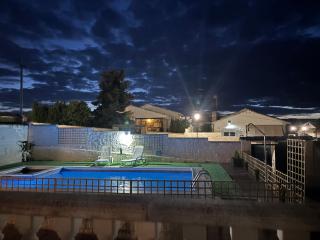 Magnífico chalet con piscina privada y vistas impresionantes - 9