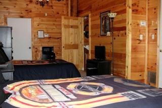 Cozy Secluded Wooden Cabin in Monterville, West Virginia - Valley Head - 2