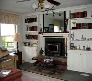 Cozy Weekend Getaway in a Bed and Breakfast Outside of Aurora, Indiana - Aurora - 0