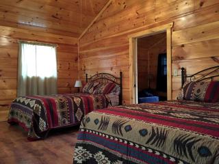 Quaint Cabin with Outdoor Grill and Picnic Space in West Virginia - Valley Head - 4