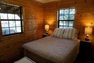 Spacious Log Cabin Rental for Family Vacations in Texas - Nacogdoches - 4