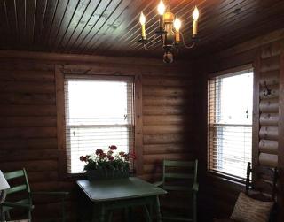 Cozy Getaway Cabin with a Hot Tub near the Wayne National Forest, Ohio - Nelsonville - 3